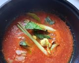 Foto langkah ke 2 dari resep Tomyam Baso ikan dan cumi.