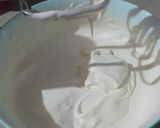 Foto langkah ke 2 dari resep #57. Roll Cake 3 telur.