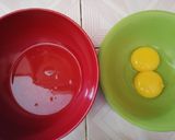 Foto langkah ke 1 dari resep Telur Dadar Souffle #FF.
