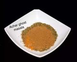 A picture of step 2 of Boneless achaar chicken.