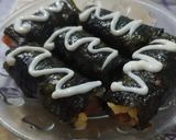 Foto langkah ke 7 dari resep Sushi mini rumahan.