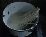Foto langkah ke 2 dari resep Sup Udon Sederhana.