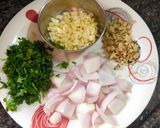 વેજીટેબલ હોટૅ ગાર્લિક સોસૅ (Vegetable hot Garlic Sauce Recipe in રેસીપી સ્ટેપ1ફોટો