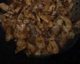 A picture of step 4 of Singaporean rice.
