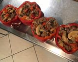 Une image de l'étape 2 de Poivrons farcis bœuf champignons au parmesan.