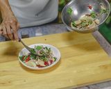 รูปขั้นตอนการทำที่ 13 ของ ยําหมูยอ สูตรน้ำยำปลาร้าแซ่บนัว