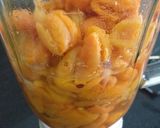 A picture of step 3 of Khubani ka meetha/ chutney.