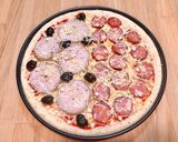 Hình bước làm 3 của món Pizza Demi Andouille - Demi Chorizo
