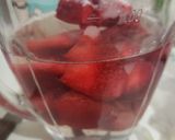 Foto del paso 1 de la receta: Batido de fresa y banana 🍓🍌