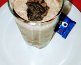 A picture of step 5 of Oreo Chocolate Cream Shake.