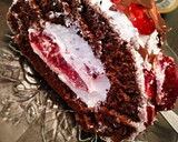 A picture of step 9 of Chocolate Roll with Whipped Cream and Strawberries.