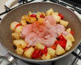 A picture of step 2 of Chicken Breast with Potatoes.