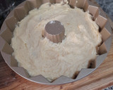 Foto del paso 10 de la receta: Bundt cake de nueces pecanas, chocolate blanco/crema almendra s/g