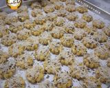 Foto langkah ke 5 dari resep Garlic Cheese Cookies.