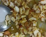 ડ્રાયફૂટ ચીકી (Dryfruits Chikki Recipe in Gujarati) રેસીપી સ્ટેપ3ફોટો