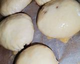 Bułki drożdżowe z dżemem truskawkowym swojskim krok przepisu 5 zdjęcie