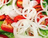 Hình bước làm 3 của món Salad Cá Ngừ Ngâm Dầu