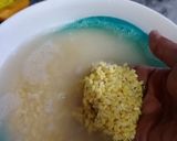 A picture of step 1 of Tarkay wali moong daal.