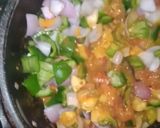 A picture of step 3 of Chicken jalfrezi.