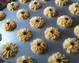 Foto langkah ke 7 dari resep Semprit Mawar super Easy.