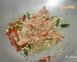 รูปขั้นตอนการทำที่ 3 ของ มาม่าผัดฉ่า