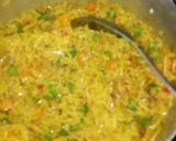 A picture of step 4 of Fried rice with victoria chicken and salad.