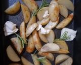 Foto del paso 2 de la receta: Filete al perejil con papas rústicas