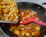Foto langkah ke 3 dari resep Sambal Goreng Kentang Telur Terong Buncis.