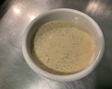 Une image de l'étape 6 de Sauce salade aux anchois, moutarde de Dijon et ail mariné.