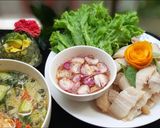 Hình bước làm 1 của món Bữa cơm nhà có món tôm càng xanh