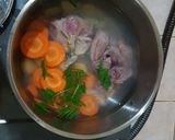 Foto langkah ke 3 dari resep Sup Ayam Kembang Tahu.