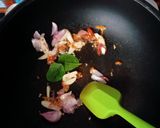 Foto langkah ke 2 dari resep Oseng-oseng Tuna Suwir.