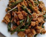 Foto langkah ke 3 dari resep Tumis kacang dan tahu tempe.