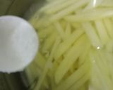 Gambar langkah 1 resipi Twice Fried Fries.