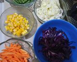 Foto langkah ke 1 dari resep Tumis sayur pelangi.