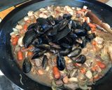 Foto del paso 8 de la receta: Discada de carnes con mejillones