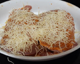 Foto del paso 5 de la receta: Lomo de cerdo adobado en casa, con relleno de espinacas y queso