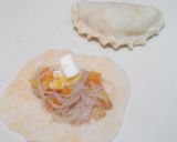 Foto langkah ke 4 dari resep Pastel Kriuk .