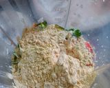 A picture of step 1 of Instant noodle khausay.