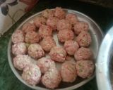 A picture of step 2 of Dry Manchurian.