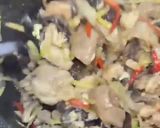 รูปขั้นตอนการทำที่ 6 ของ ไก่ผัดขิงทำง่ายแต่อร่อยมาก
