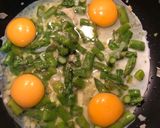 Foto del paso 4 de la receta Revuelto de espárragos. Cena rápida