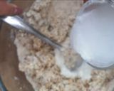 A picture of step 3 of Oats and jaggery's shortcake.