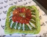 Une image de l'étape 9 de Salade de concombre, tomates, anchois,thon et scarole.