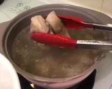 Foto langkah ke 1 dari resep Sup ayam bawang.