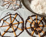 Une image de l'étape 5 de 🕷️Toiles d’araignées🕸️🕷️en fête 🥳 🕷️👻.