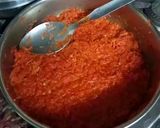 A picture of step 2 of Valentine's Day special Carrot Halawa.