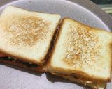 A picture of step 10 of Spinach Sandwich.