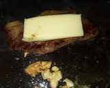 Foto langkah ke 4 dari resep Steak with Mozarella Homemade.