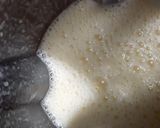 A picture of step 3 of Mango shake falooda.